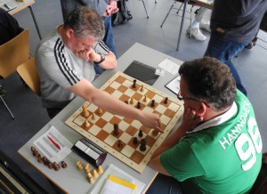 Brett 5 Bilawer-Gabriel Weiß zieht 31.De4-e8+