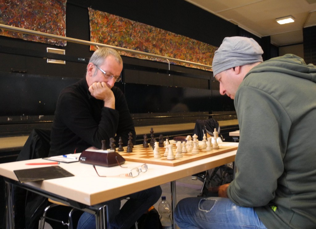 Brett 3 Adrian David 1/2 - 1/2 Thomas Kaimer